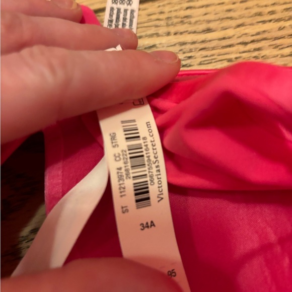 NWT Victoria secret bra - Picture 4 of 4